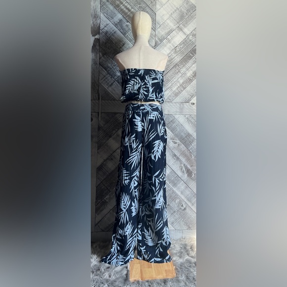 MICHAEL STARS NWOT ( SET)SIMONE GAUZE TUBE TOP and MICHAEL STARS GAUZE PANT - Picture 12 of 14